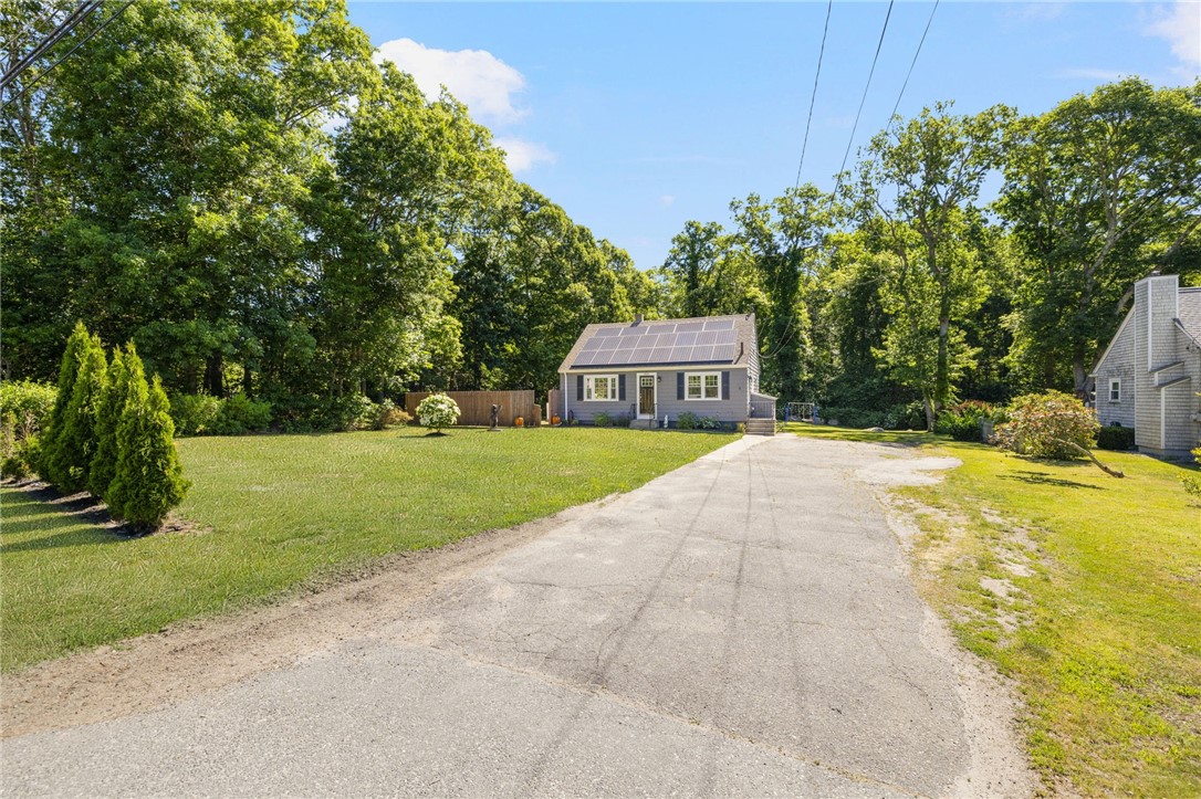 400 Crandall Road Tiverton, RI 02878 - Photo 4 of 32