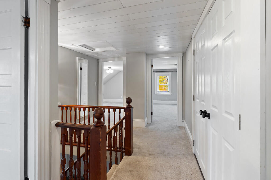 107 Ferry Road Chelsea, ME 04330 - Photo 27 of 45 Upstairs Hall Way