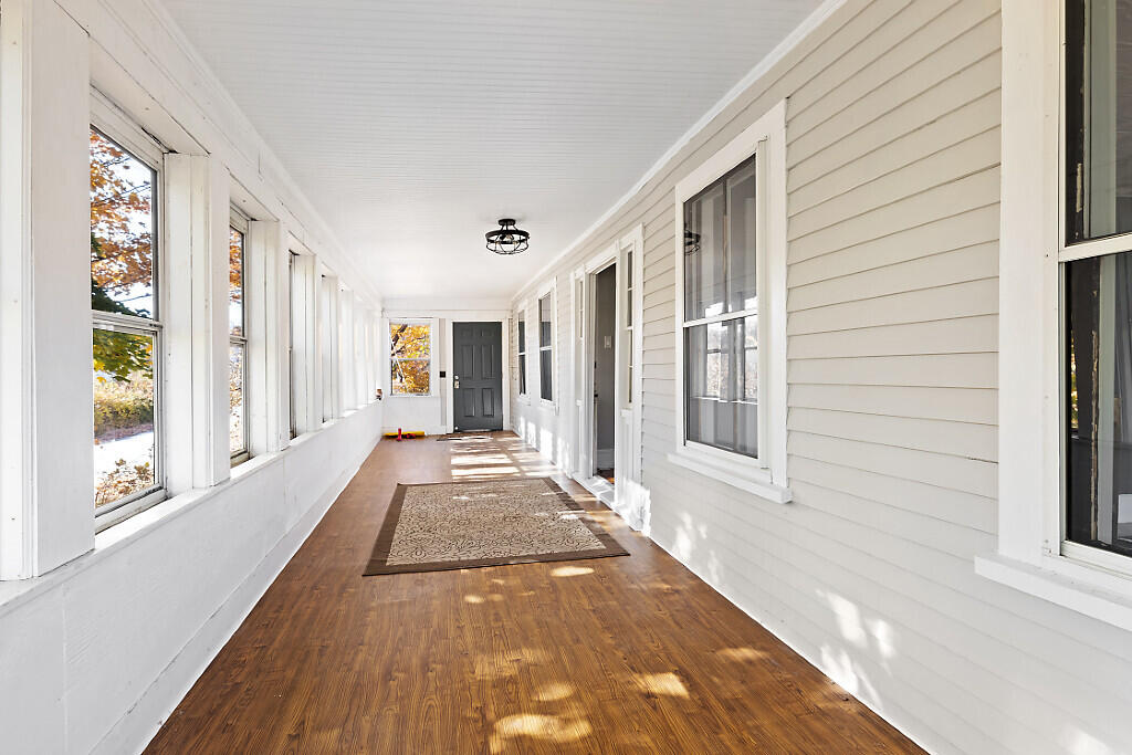 107 Ferry Road Chelsea, ME 04330 - Photo 6 of 45 Porch