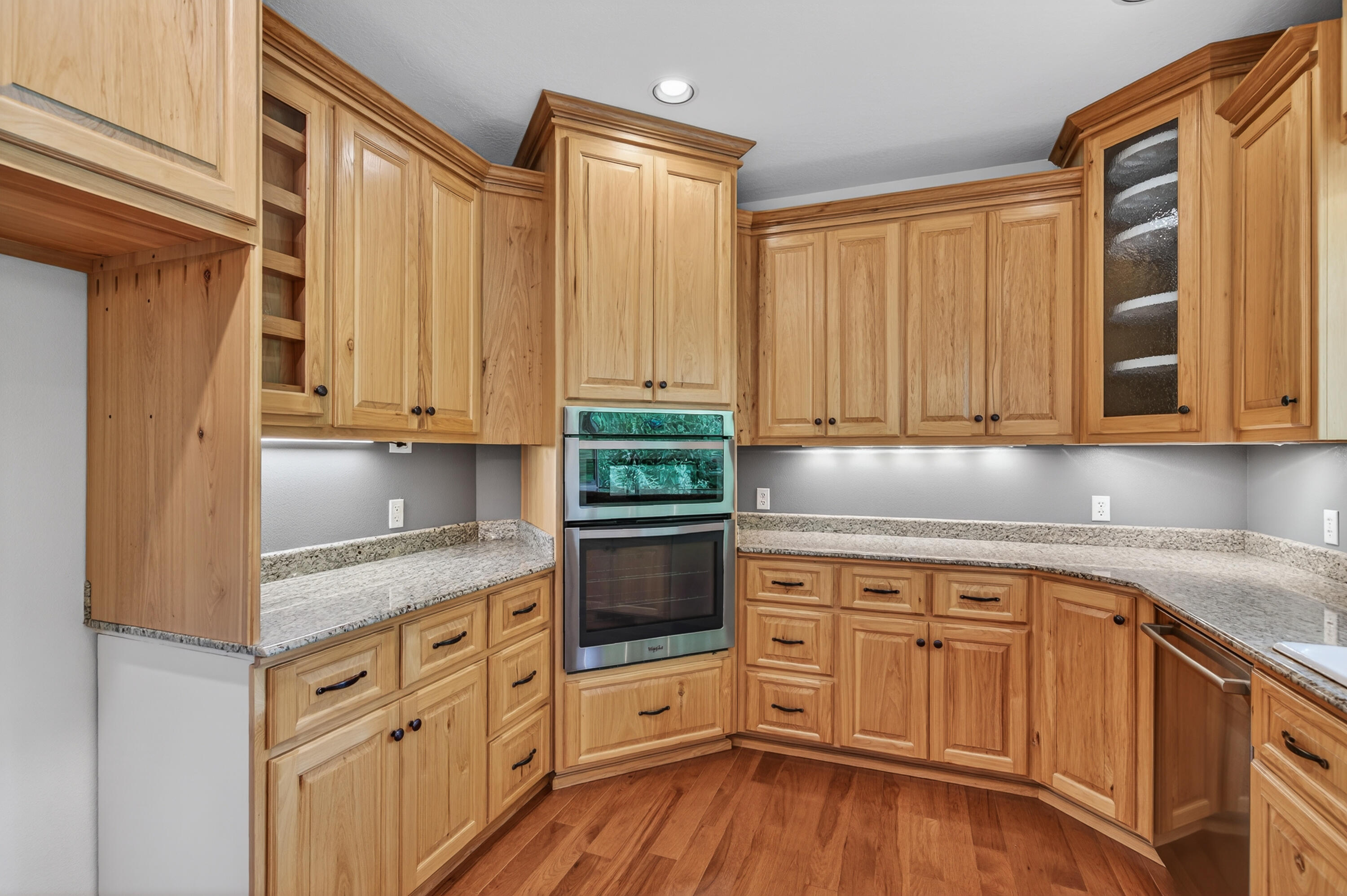 3773 Helms Road Grants Pass, OR 97527 - Photo 15 of 71 Gallery Image 15