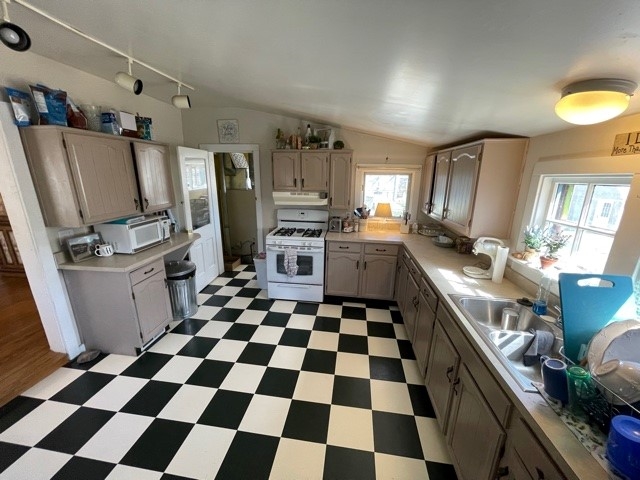 601 West Howe Street Bloomington, IN 47403 - Photo 14 of 36 Gallery Image 14