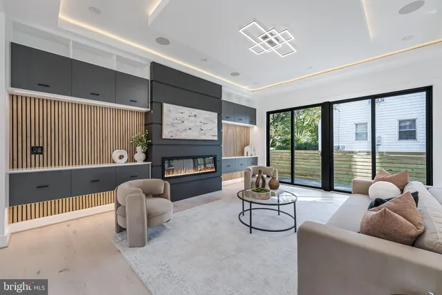 $1,825,000 | 3215 Cofer Road, Falls Church, VA 22042