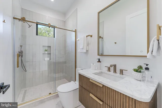 $1,825,000 | 3215 Cofer Road, Falls Church, VA 22042