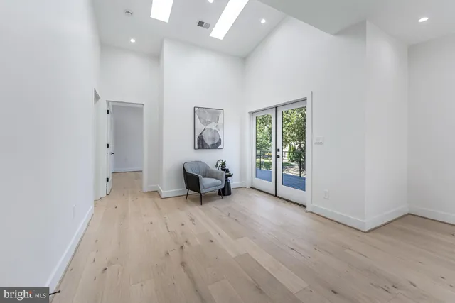 $1,825,000 | 3215 Cofer Road, Falls Church, VA 22042