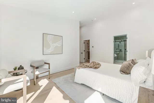 $1,825,000 | 3215 Cofer Road, Falls Church, VA 22042