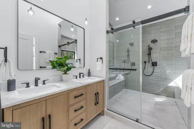 $1,825,000 | 3215 Cofer Road, Falls Church, VA 22042