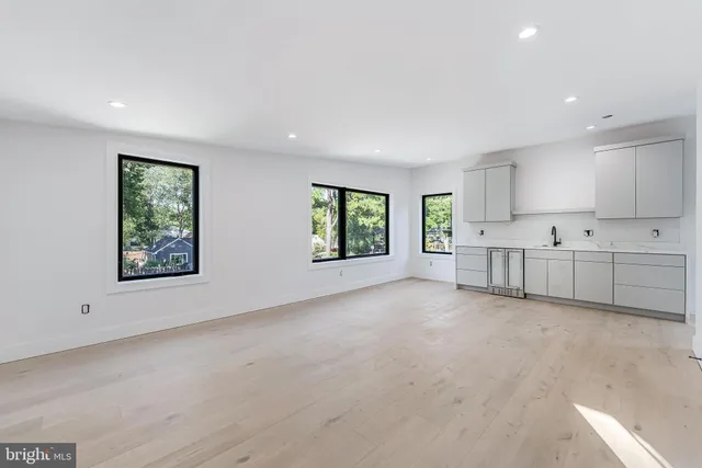 $1,825,000 | 3215 Cofer Road, Falls Church, VA 22042