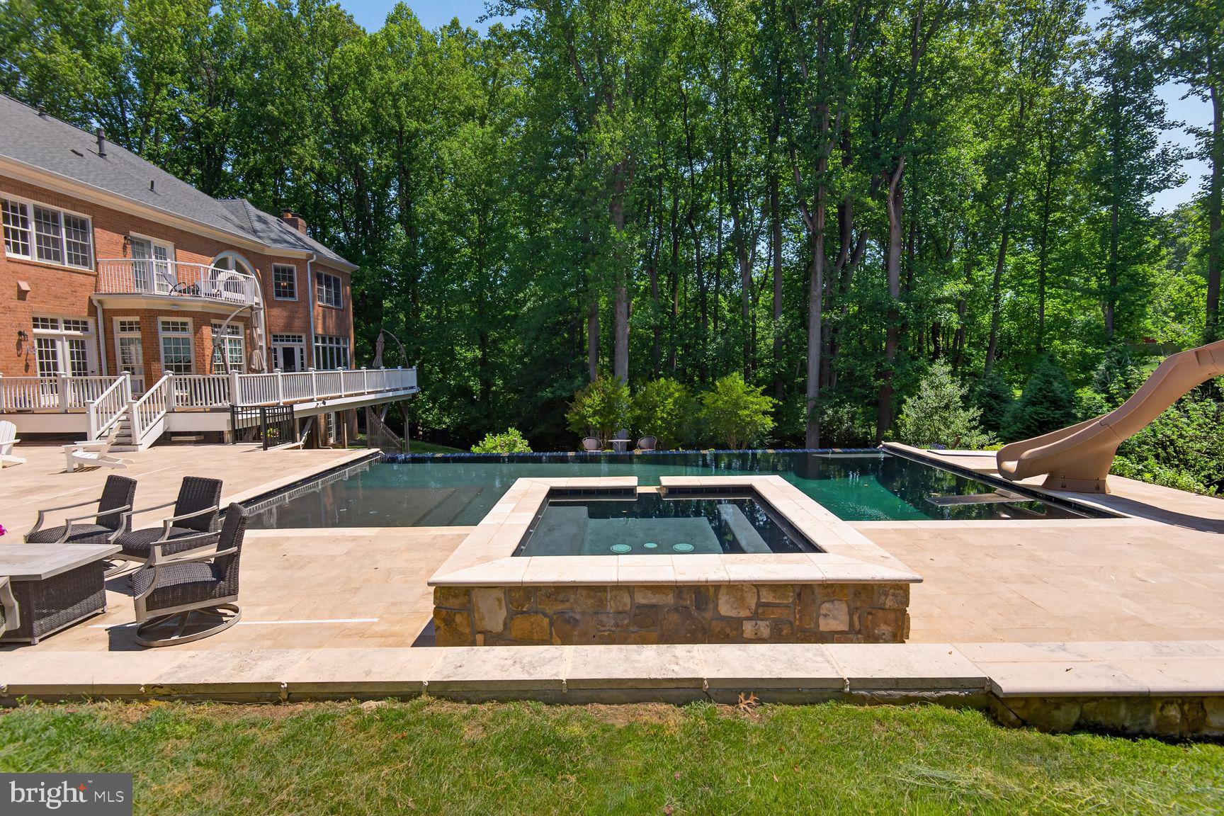 10507 Oakton Ridge Court Oakton, VA 22124 - Photo 3 of 17