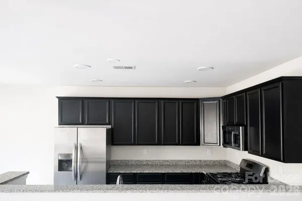 $2,100 | 6328 Revolutionary Trail, Charlotte, NC 28217