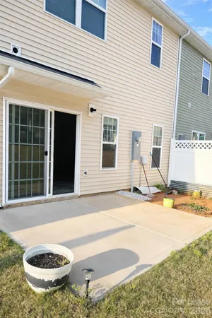 $2,100 | 6328 Revolutionary Trail, Charlotte, NC 28217