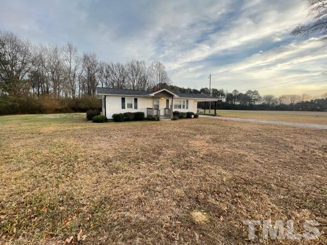 1456 Arrowhead Road Dunn, NC 28334 - Photo 3 of 19 Gallery Image 3