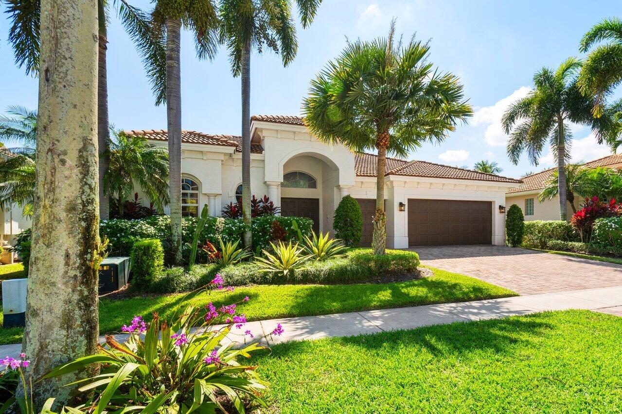 8072 Laurel Ridge Court Delray Beach, FL 33446 - Photo 3 of 66 .