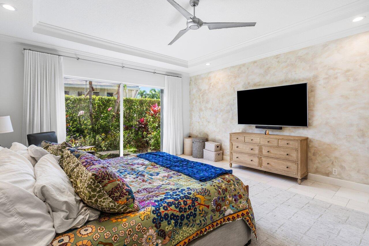 8072 Laurel Ridge Court Delray Beach, FL 33446 - Photo 34 of 66 .