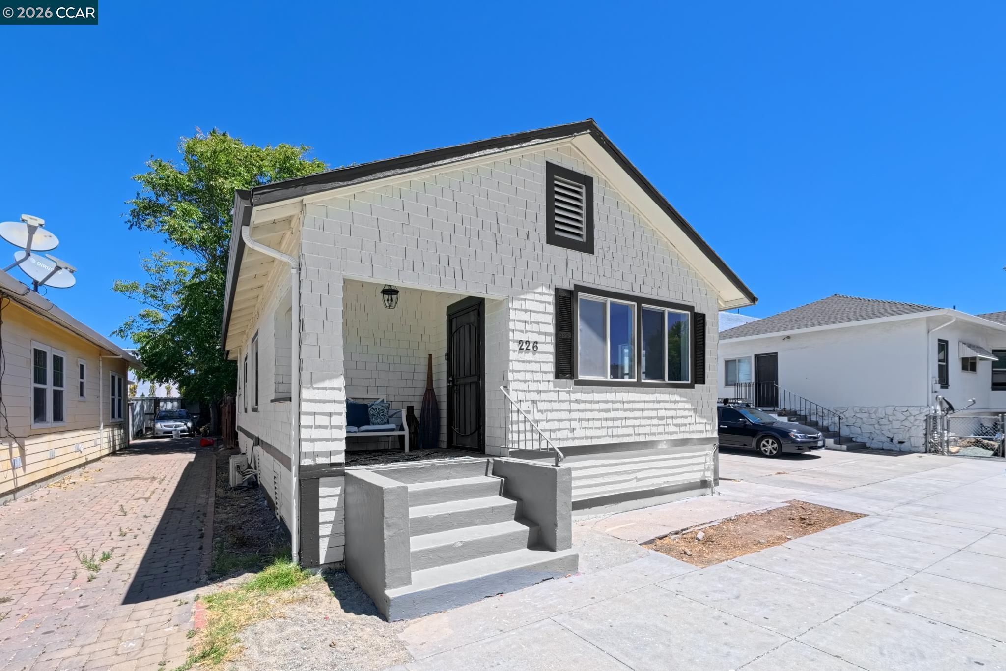 226 West 9th Street Pittsburg, CA 94565 - Photo 1 of 20
