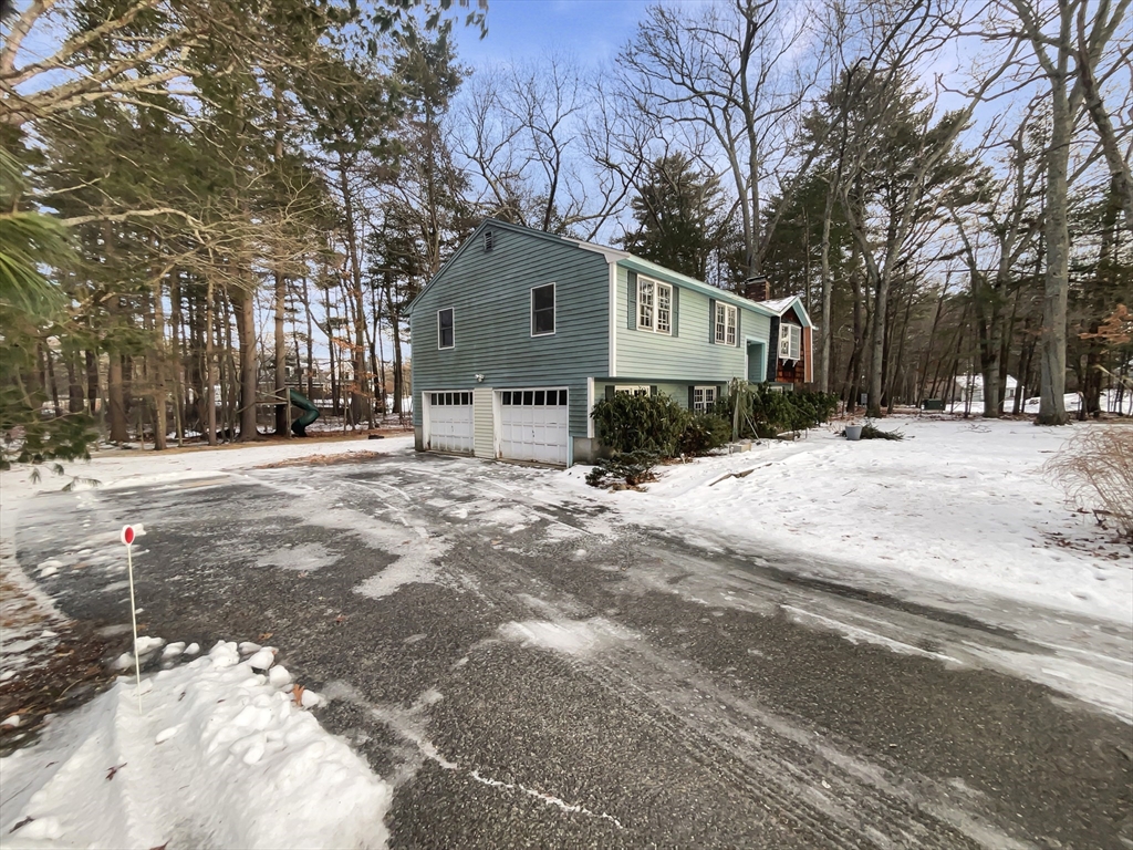 26 Field Road Sudbury, MA 01776 - Photo 6 of 28