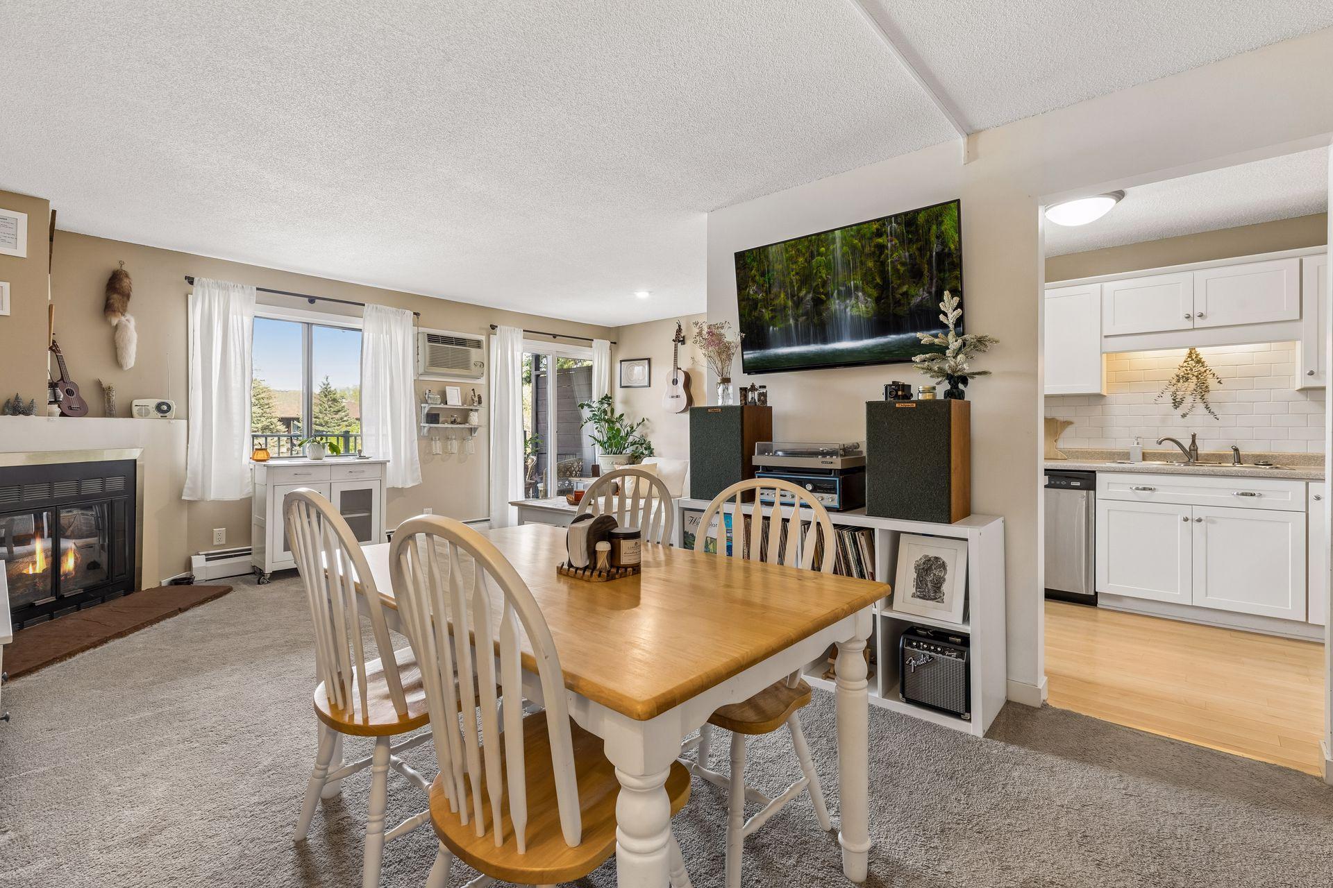 7401 West 101st Street, Unit 320 Bloomington, MN 55438 - Photo 9 of 25