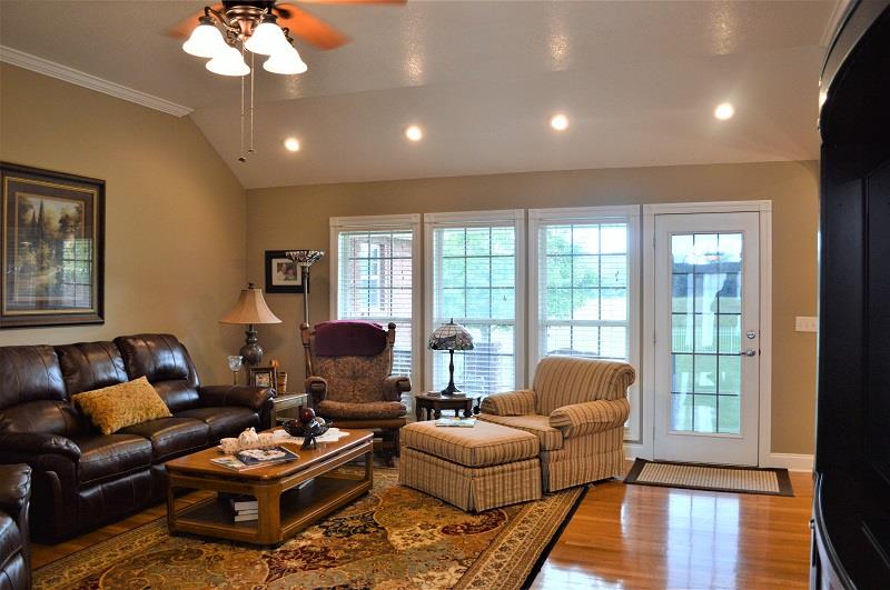 67 Maple Bend Road Winchester, TN 37398 - Photo 4 of 30 Gallery Image 4