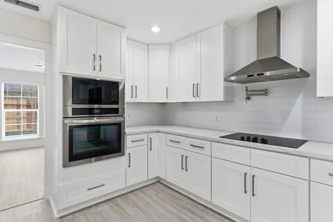 $525,000 | 13811 Menasco Court, Houston, TX 77077