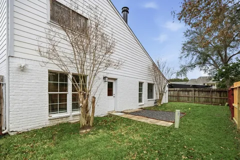 $525,000 | 13811 Menasco Court, Houston, TX 77077