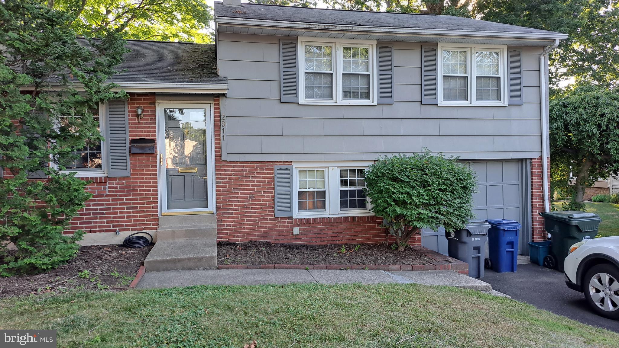 2911 Eagle Road Abington, PA 19001 - Photo 6 of 12 Clean cut details