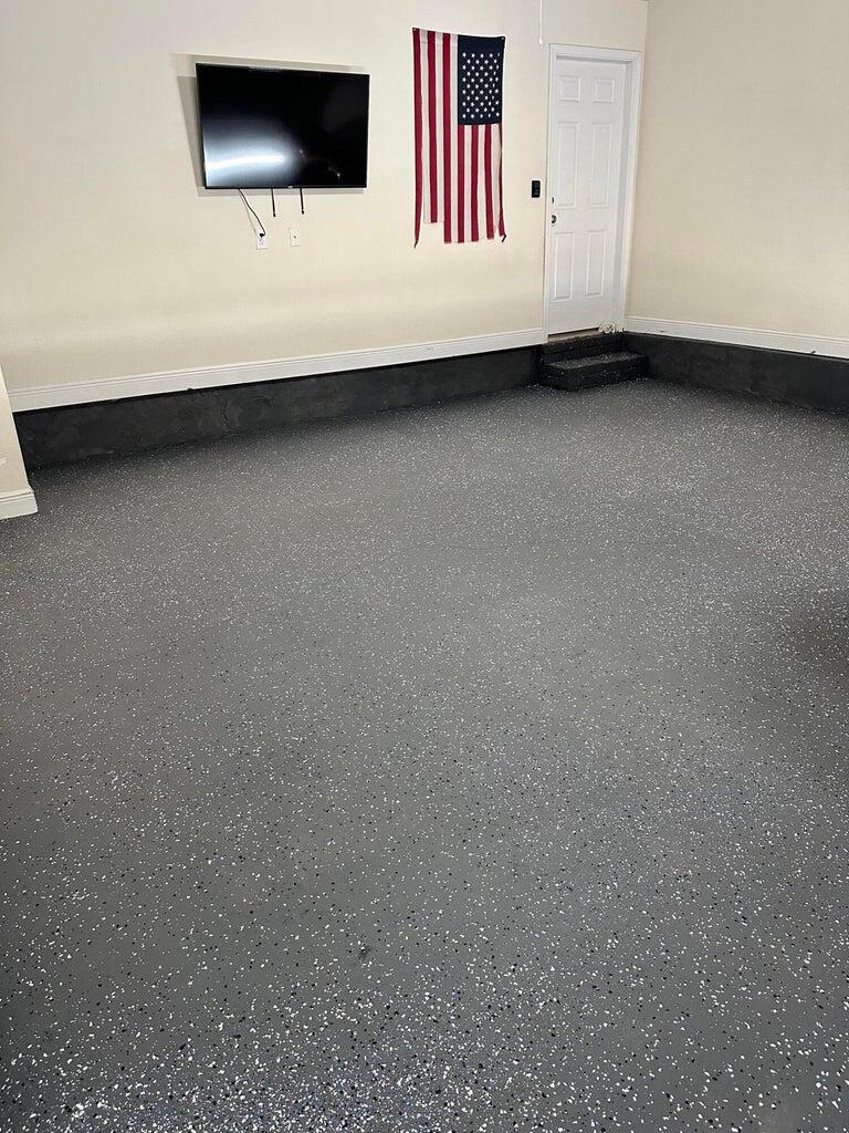 2365 Genevieve Way Crestview, FL 32536 - Photo 33 of 33 a view of an empty room