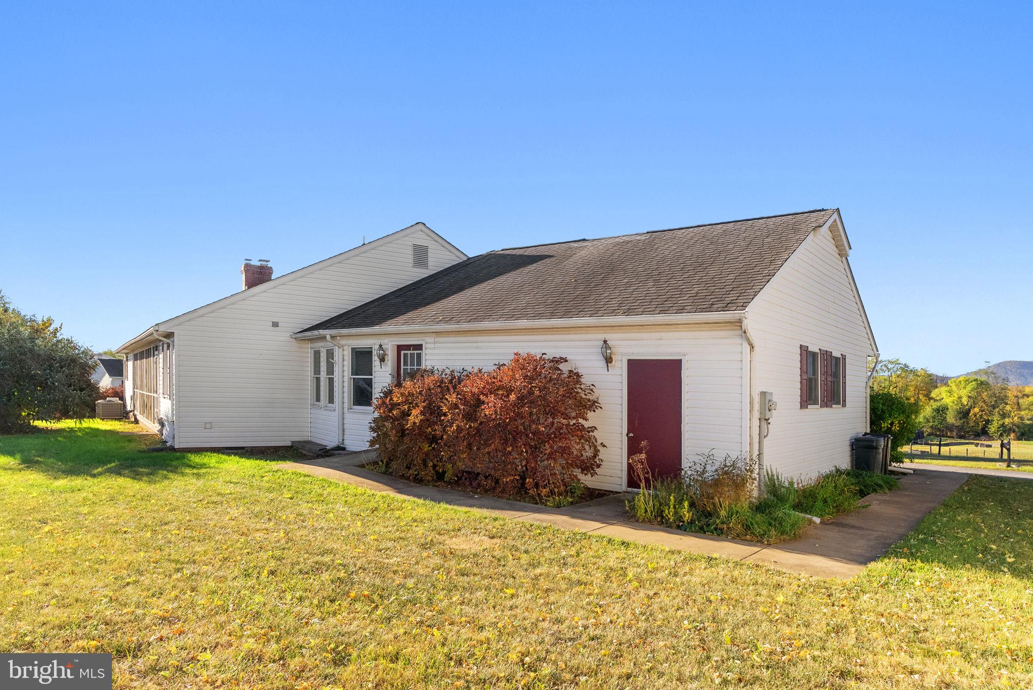 2140 6th Street Middletown, VA 22645 - Photo 60 of 62 Rear view of the home