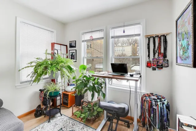 $899,000 | 2036 West Farragut Avenue, Chicago, IL 60625