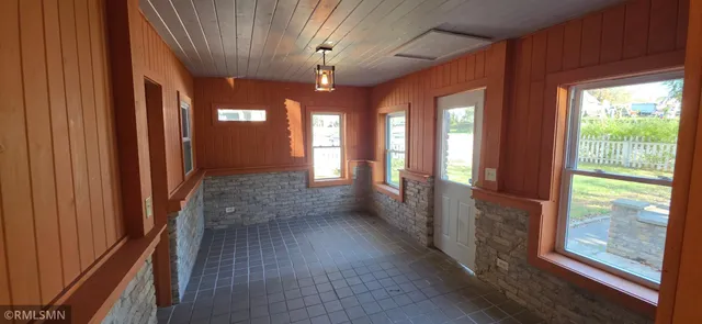 $174,900 | 680 Central Avenue South, Milaca, MN 56353