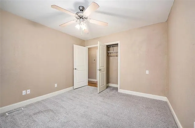 $1,375 | 1104 West 46th Street, Unit 2, Kansas City, MO 64111