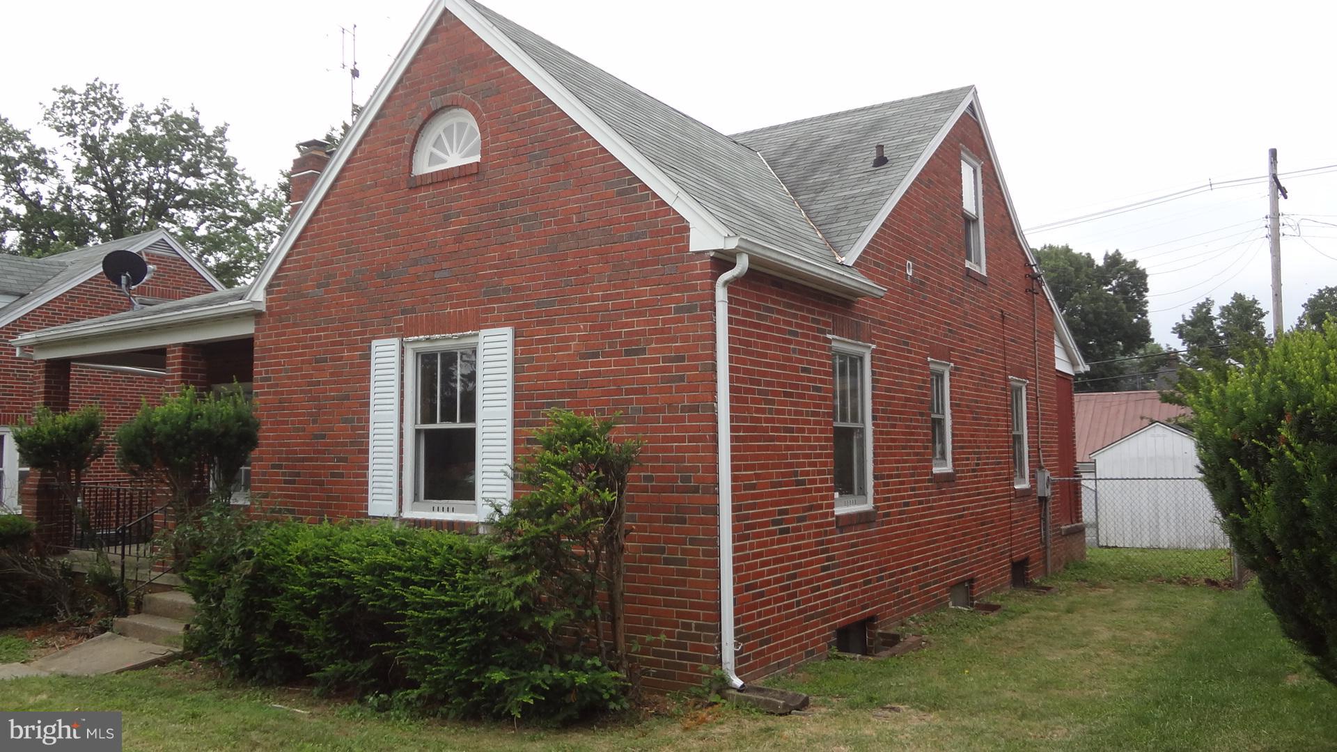 102 Frederick Avenue Frederick, MD 21701 - Photo 2 of 18 Exterior (General)