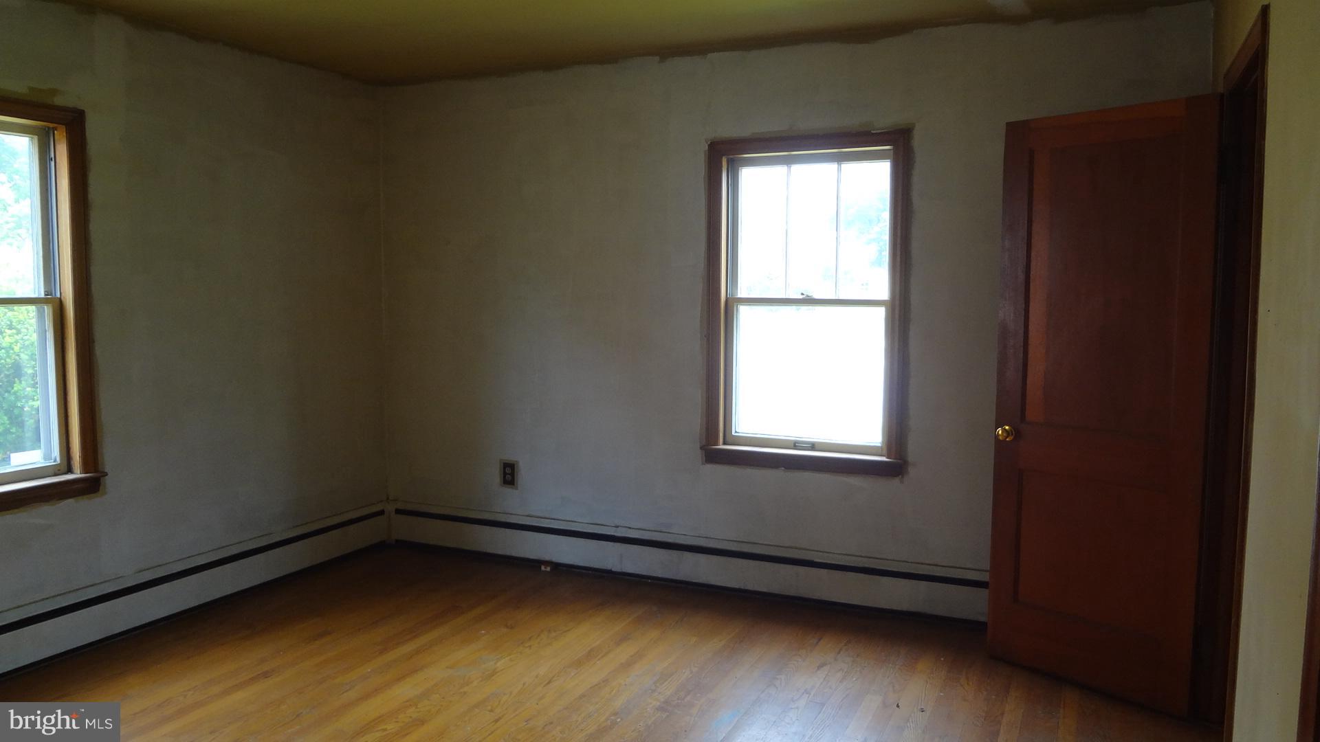 102 Frederick Avenue Frederick, MD 21701 - Photo 11 of 18 Bedroom 2