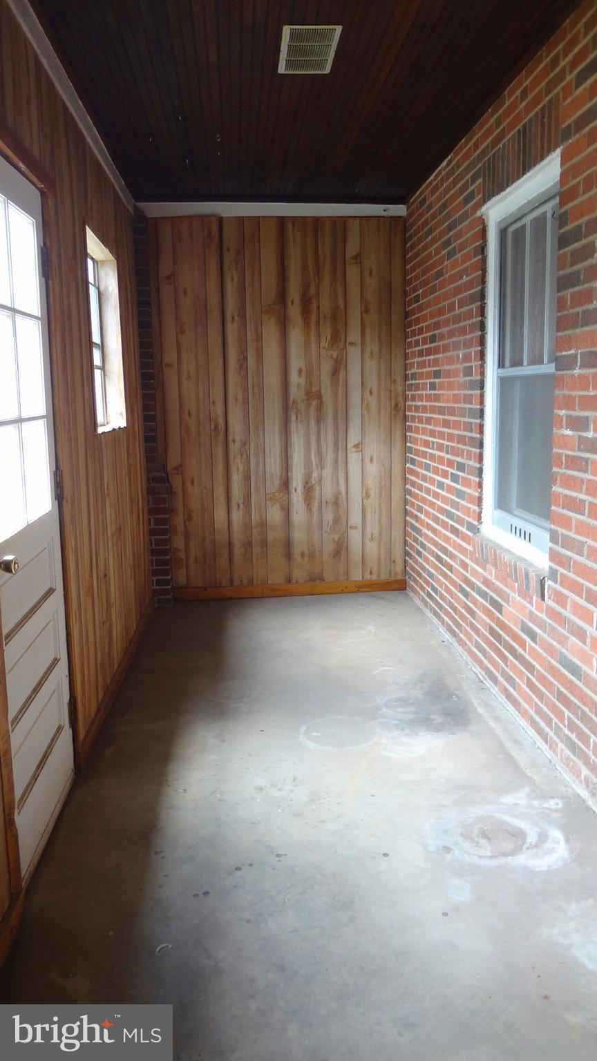 102 Frederick Avenue Frederick, MD 21701 - Photo 16 of 18 Interior (General)