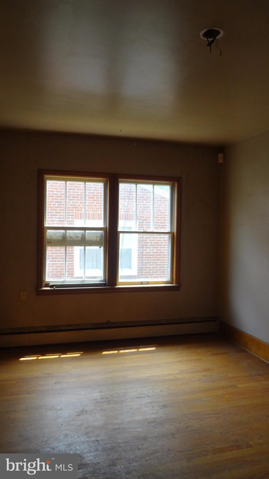 102 Frederick Avenue Frederick, MD 21701 - Photo 6 of 18 Dining Room