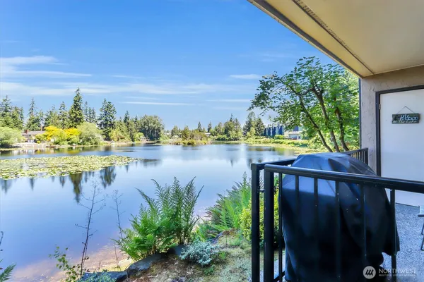 $345,000 | 323 75th Street Southeast, Unit C42, Everett, WA 98203