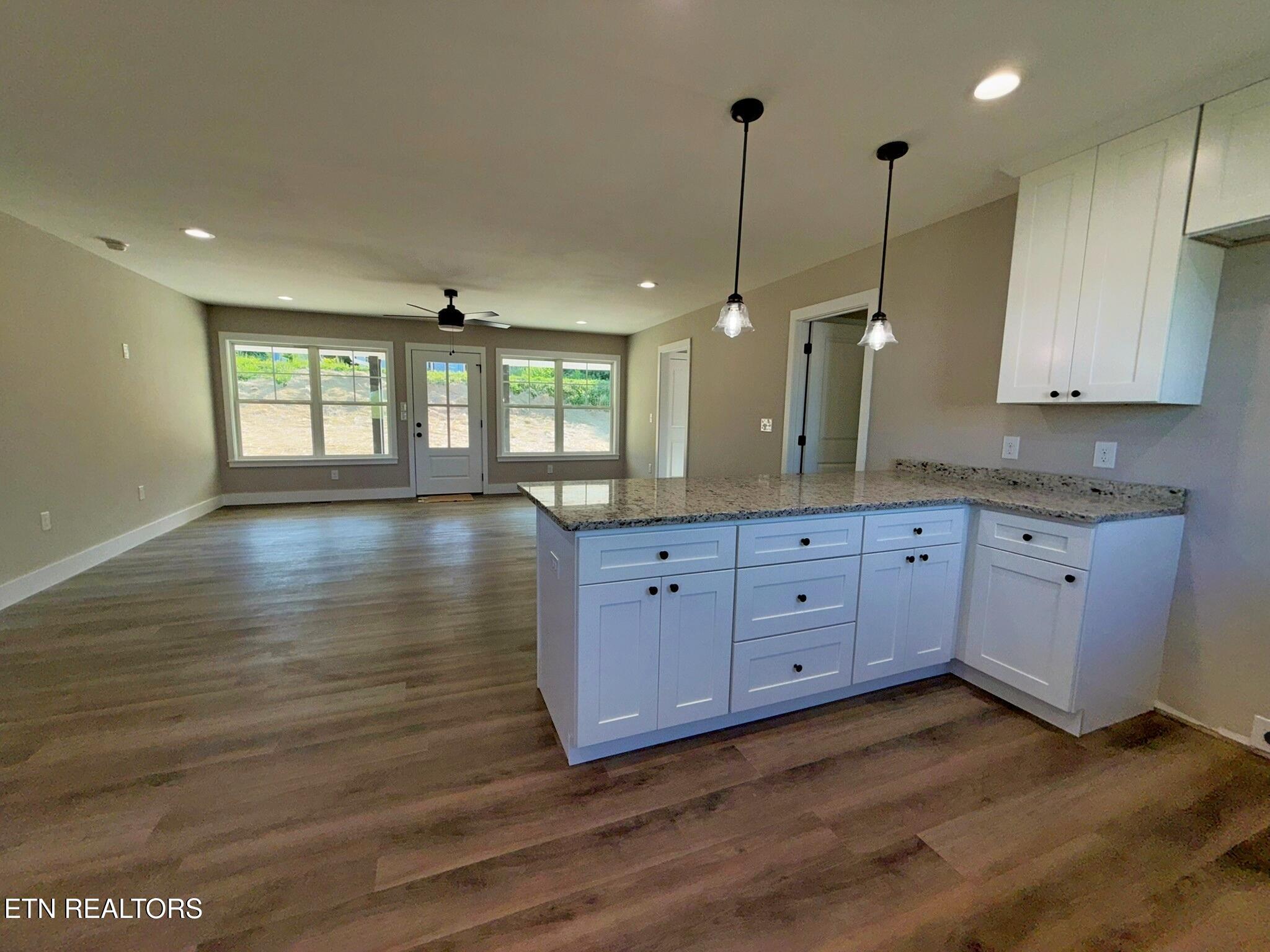408 Glade Springs Road La Follette, TN 37766 - Photo 12 of 27 IMG_5005
