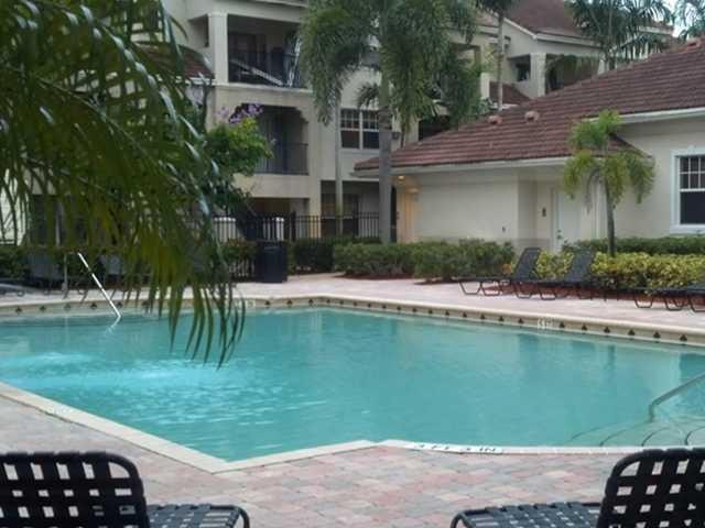 5860 West Sample Road, Unit 3034 Coral Springs, FL 33067 - Photo 8 of 11 Pool