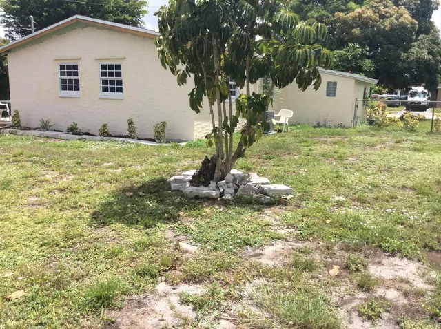 $2,475 | 1821 Northwest 33rd Avenue, Lauderhill, FL 33311