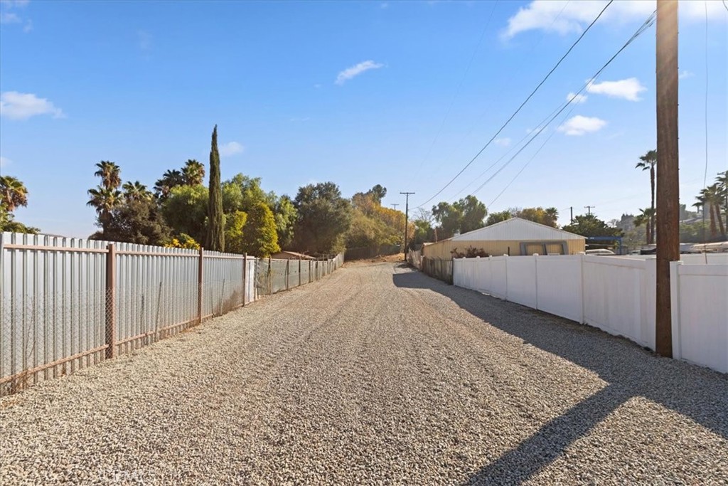 19594 Temescal Canyon Road Corona, CA 92881 - Photo 23 of 50