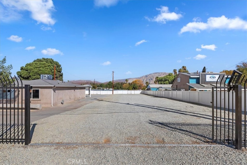 19594 Temescal Canyon Road Corona, CA 92881 - Photo 28 of 50 a view of a terrace
