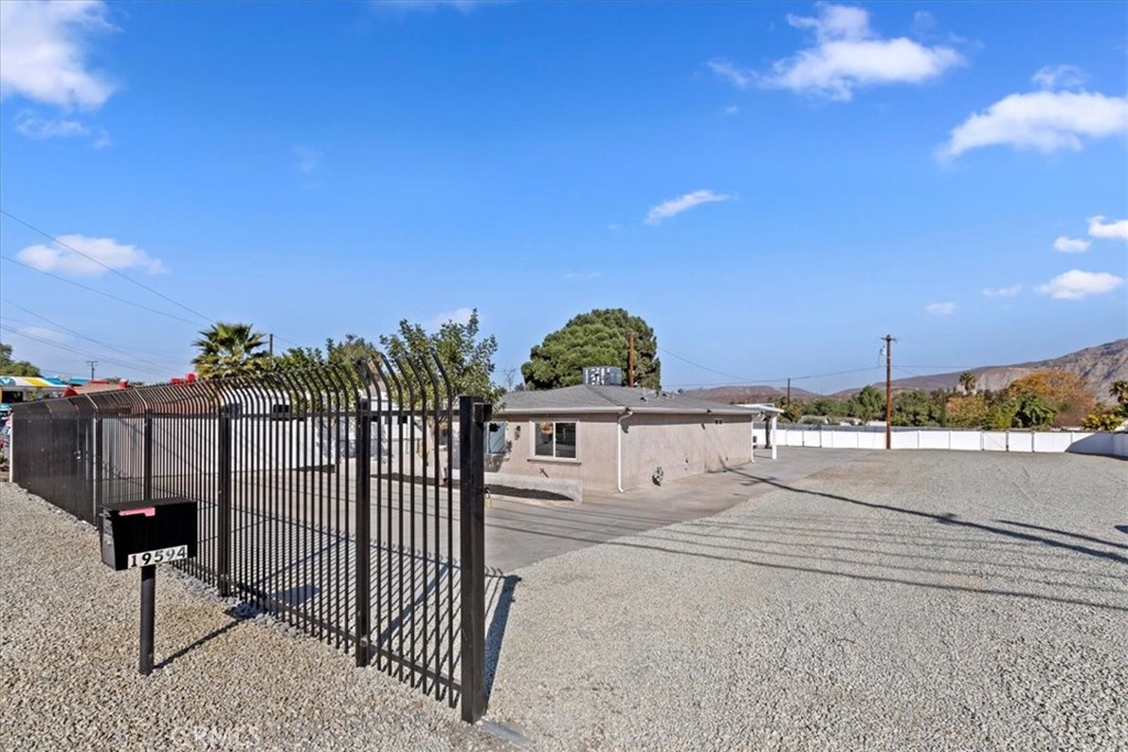 19594 Temescal Canyon Road Corona, CA 92881 - Photo 32 of 50