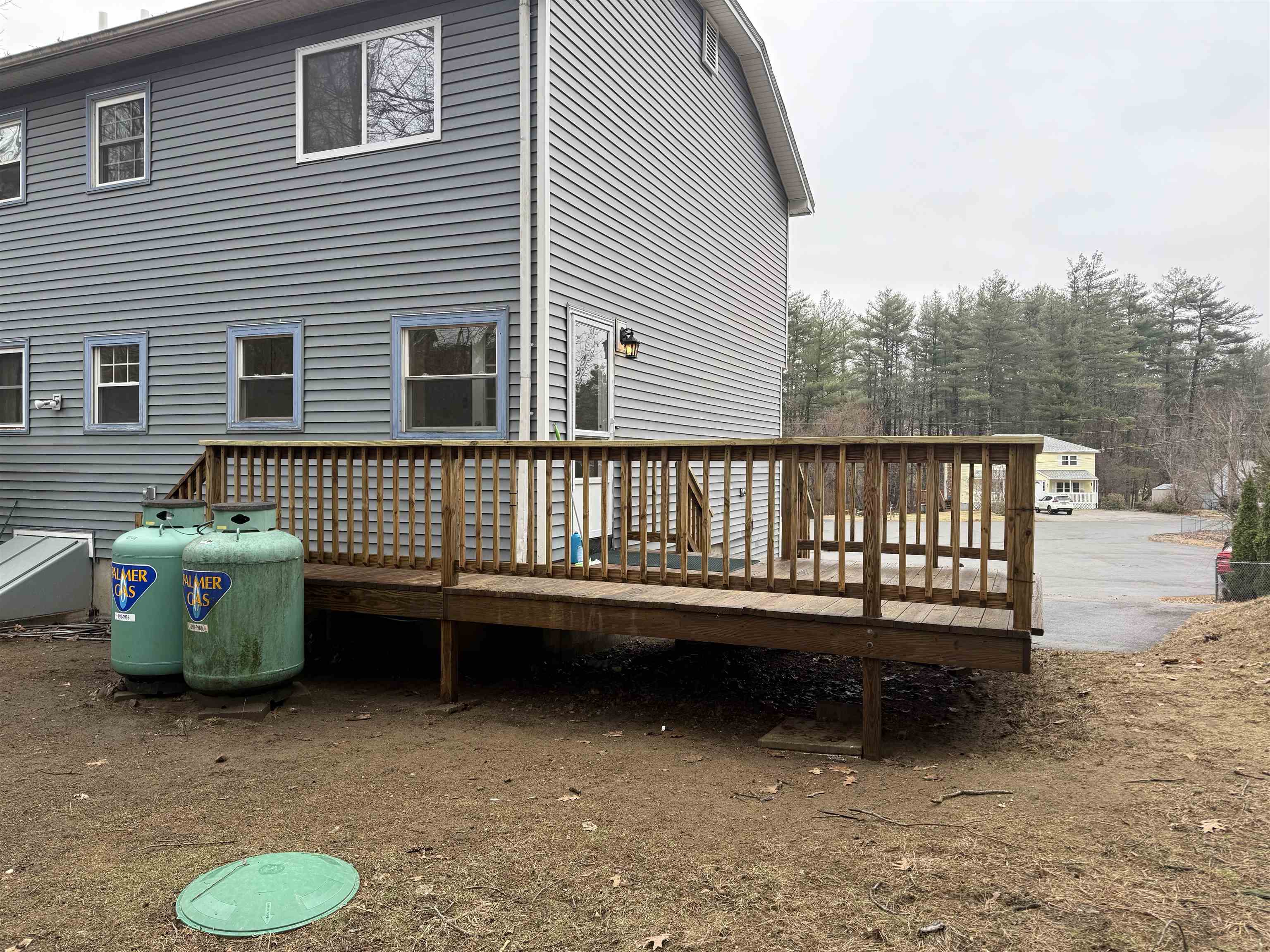 10 Sunset Circle Derry, NH 03038 - Photo 18 of 19