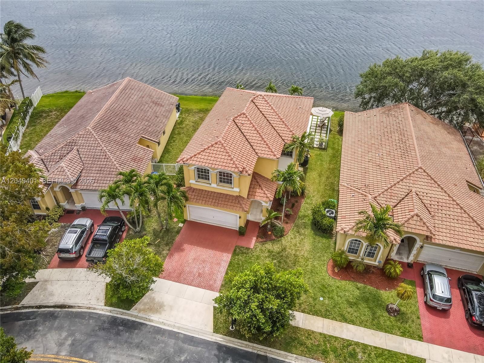 13724 Southwest 52nd Street Miramar, FL 33027 - Photo 34 of 36