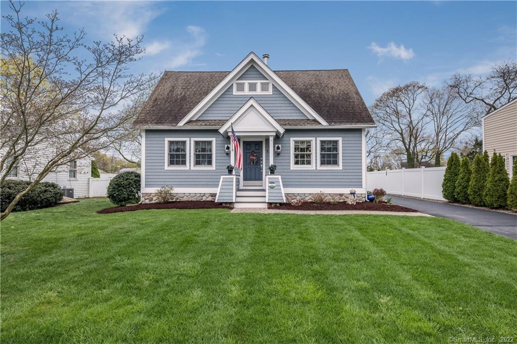 7 Old Colony Road Old Saybrook, CT 06475 - Photo 1 of 1