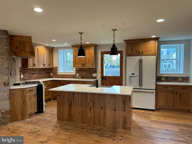 $4,250 | 857 River Road, Yardley, PA 19067