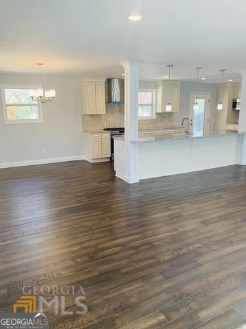 3102 Edgewater Drive Gainesville, GA 30501 - Photo 3 of 18