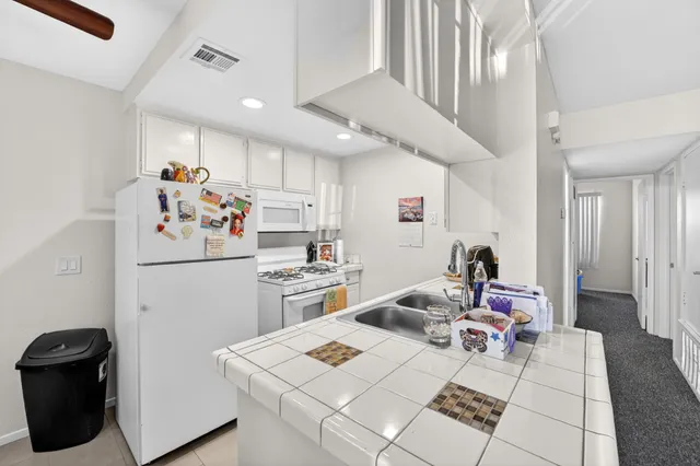 $230,000 | 48324 Stewart Drive, Unit J3, Indio, CA 92201