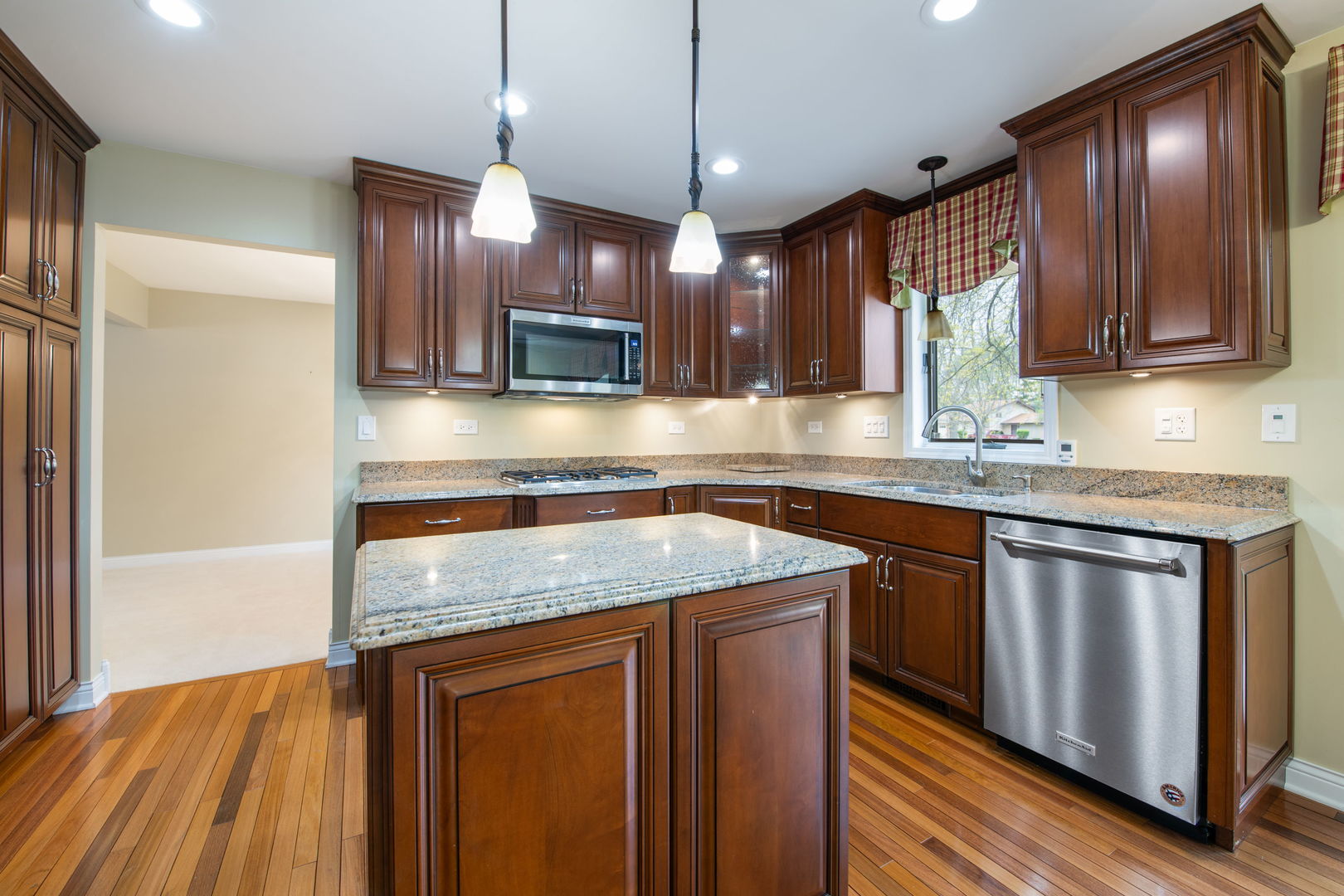 301 Greenfield Road Shorewood, IL 60404 - Photo 11 of 33 Gallery Image 11