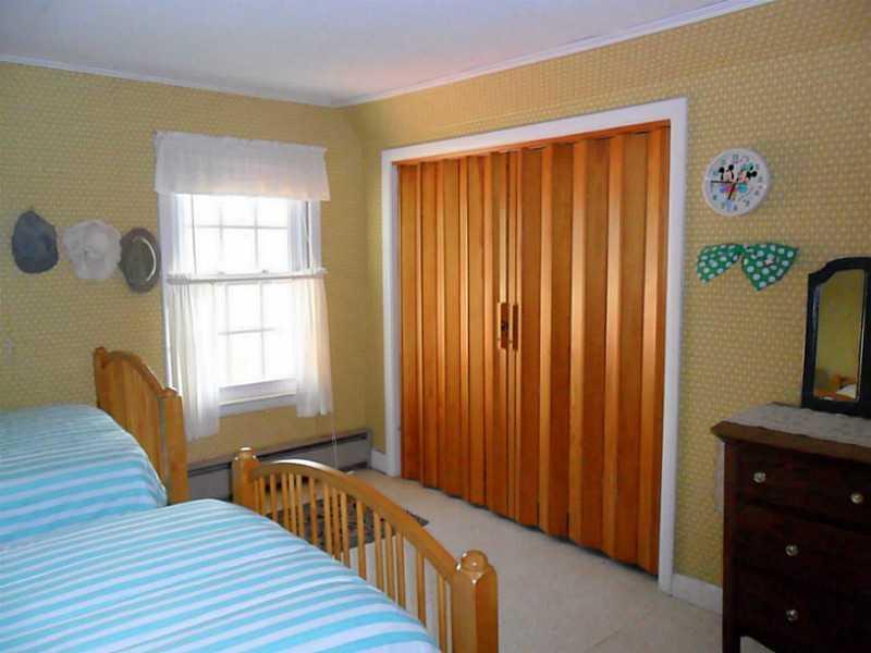 160 Old County Road Pittston, ME 04345 - Photo 19 of 35 Bedroom.