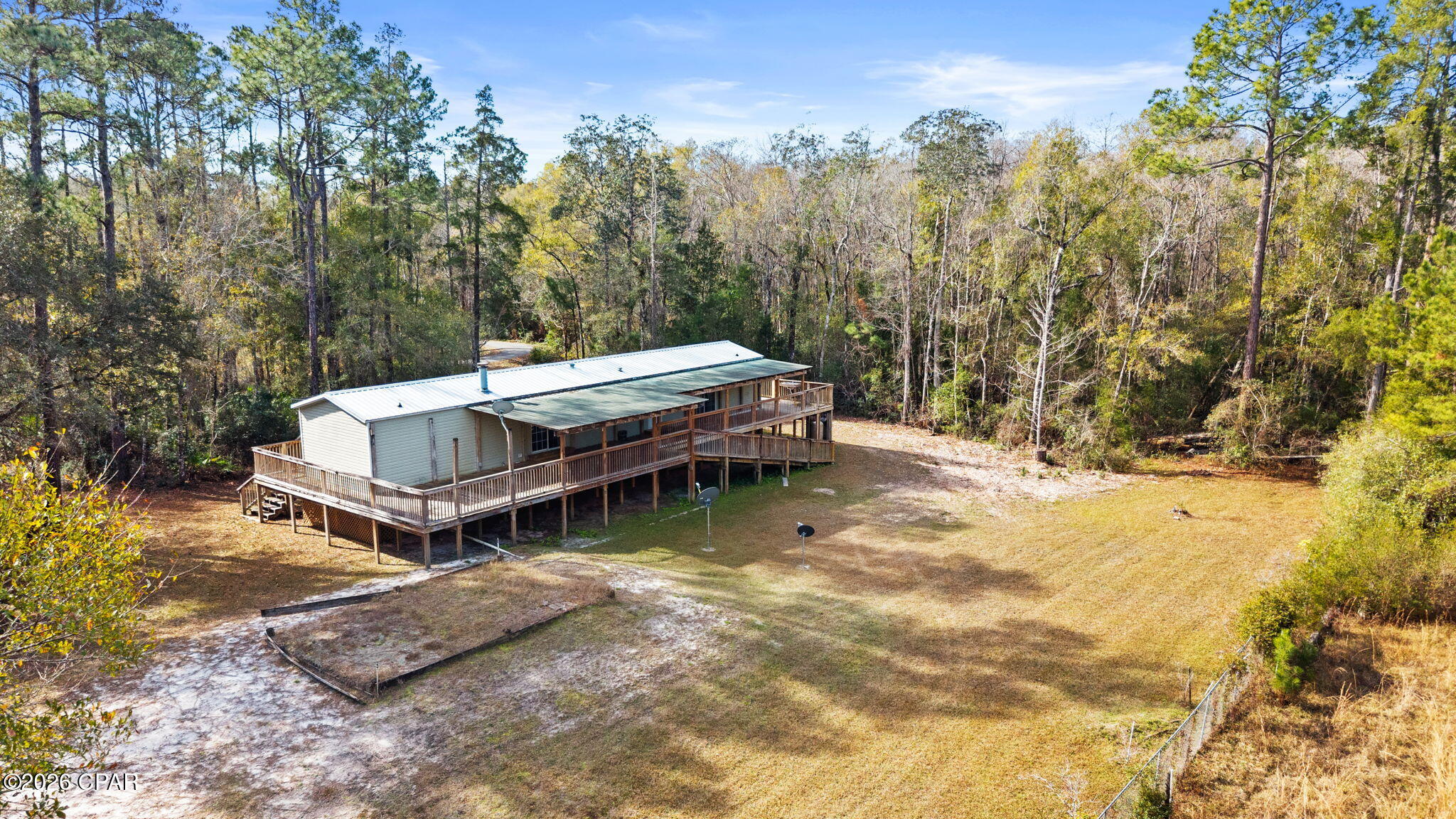 6919 Doc Whitfield Road Wewahitchka, FL 32465 - Photo 13 of 38