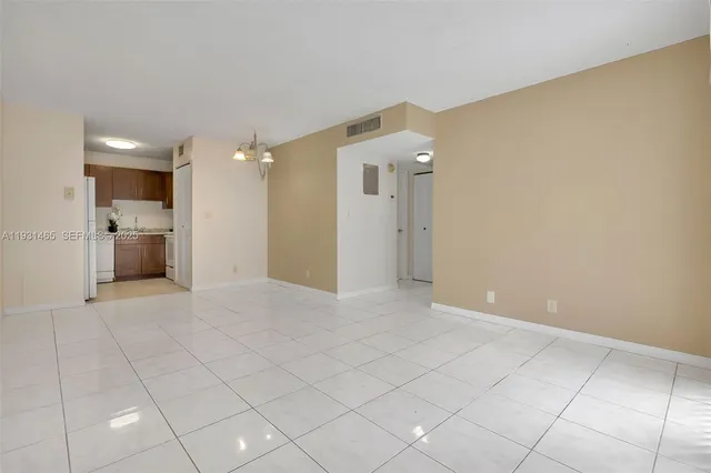 $195,000 | 2651 Riverside Drive, Unit 1, Coral Springs, FL 33065
